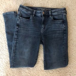 american eagle stretchy jeggings